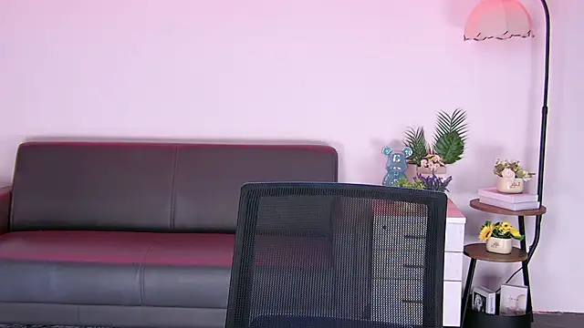 Rabbit-001 - 😍换骚骚的衣服