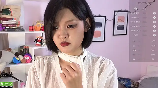 JaniceRobinson - Squeeze my breast