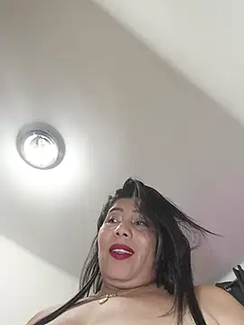 LeizaMagnus - lick my boots with spit