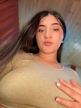 Ahricuttee - SPREAD PUSSY CLOSE UP