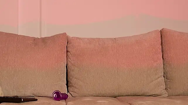 SinfulSienna - make my kitty burn