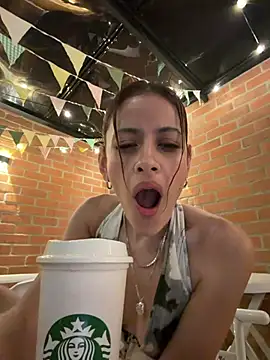 Alana15 - TOPLESS SQUIRT IN PUBLIC TICKETSHOW