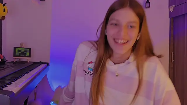 Nora_Vennucci - Rub my Clitn 💦