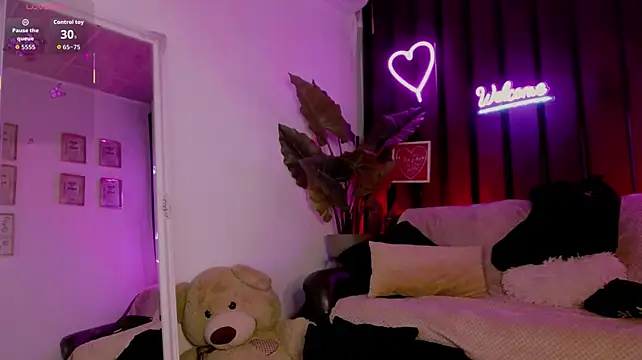 Quinn_Ivy - Toy control5 min