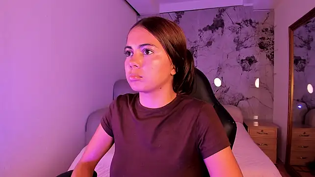 Isabela_wolf - Blowjob + Saliva in Boobs