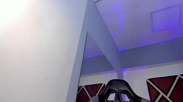 Karolinemonrooee