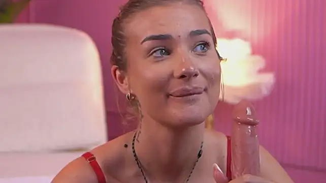 LeylaBunny - Sloppy Blowjob 👅
