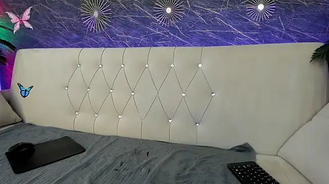 Belle_Emmanuelle - dildo boobs