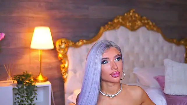 Juicy_Jessye - Reverse Cowgirl😈😈