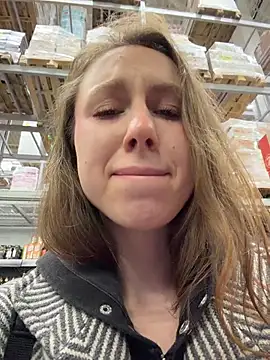 Outdoor-houndour - fuck pussy with lush in the store