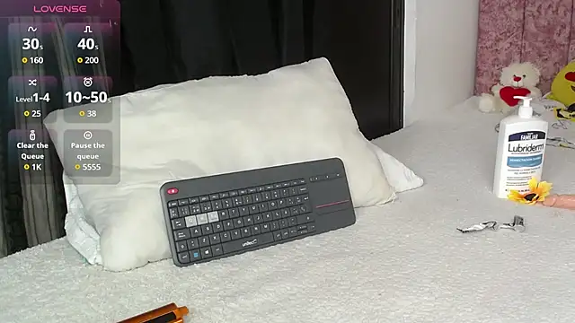AndreaSwweettt - squirt on de balcony +control 15min