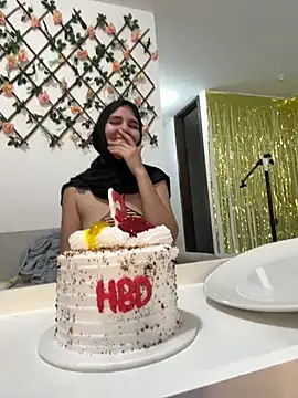 Sweetmuslim01 - 4 fingers in Sofia's pussy 🥵🍆