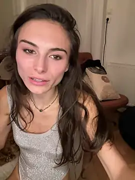 SophiiaStarr - Massage pussy in penties 🥵