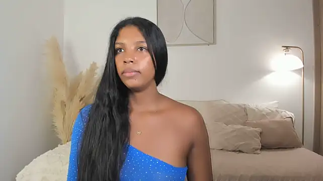 ZOEGARNER01 - let's have fun 😈🔥