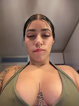 AlannaEvons - Fuck Me In The Gym 💦😈
