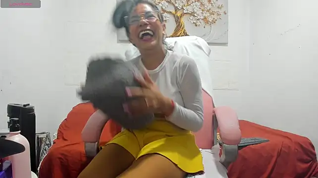 Miss_diosadenylon - creamy pussy