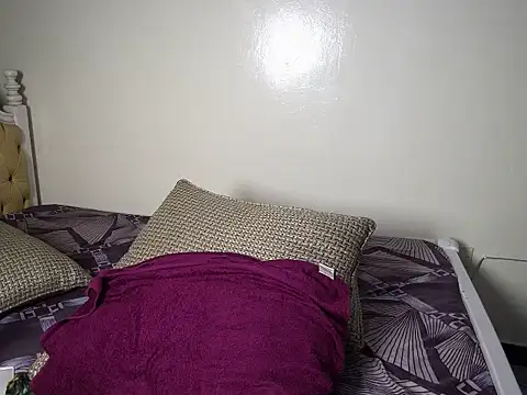 Brendah_star - stay wet and horny for daddies,mwaaah.