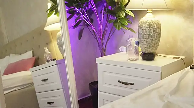 LeilaBie - Dildo fuck my pussy and screamm 🥵