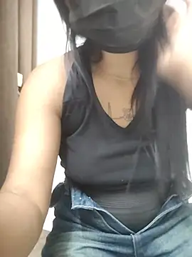 Wild_Shruti - Pussy fingering + 4 slap ass