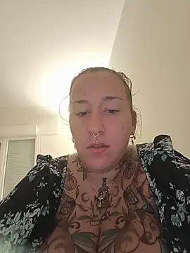 Thelittledevil388 - Mes gros seins
