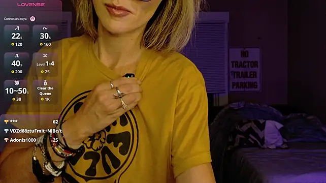 BrookiesLife - naked blow job and cum Show