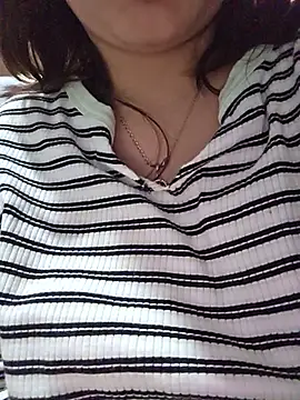 AlisSun_1 - 2 fingers in my assx2min