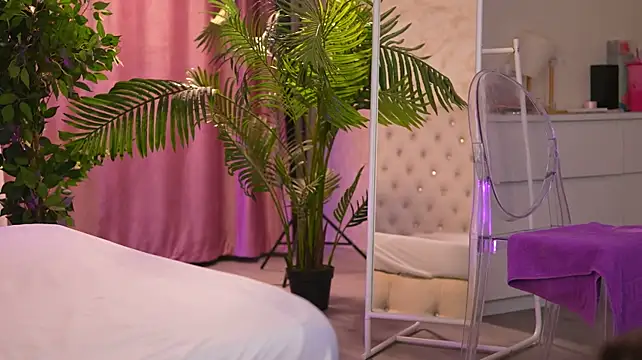 LalaRoze - Keep The Pleasure Going