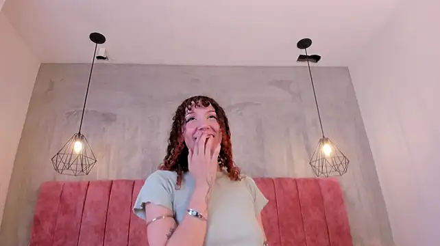 Annie_Tricx_ - milk in my breasts