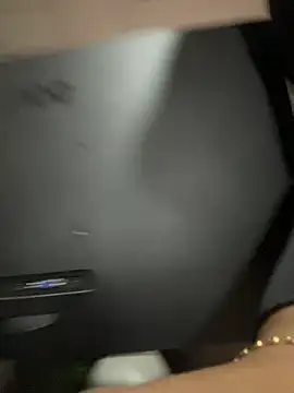 Aylin_arabic - showing off tits and massaging them