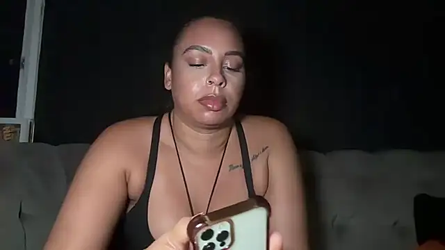 AriesBaddiee_ - oil tits