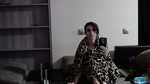 SEXYQUEEN55 - more squirt
