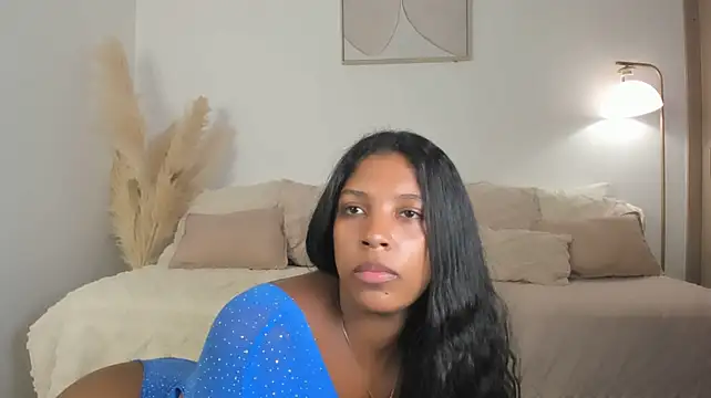 ZOEGARNER01