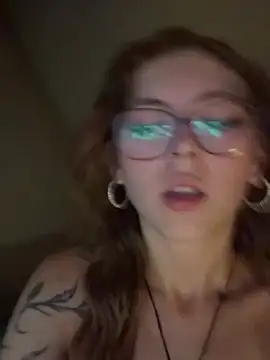 Alina-420 - Show my Ass