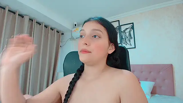 Littlemolly_walcott - suck tits