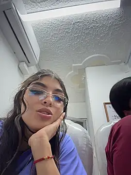 Mia_Alanna
