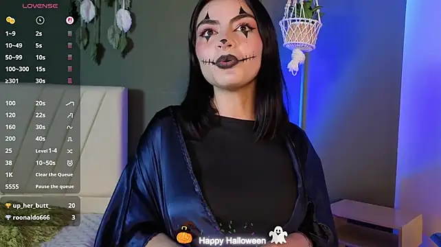 Lilit_noir - Suck your finger