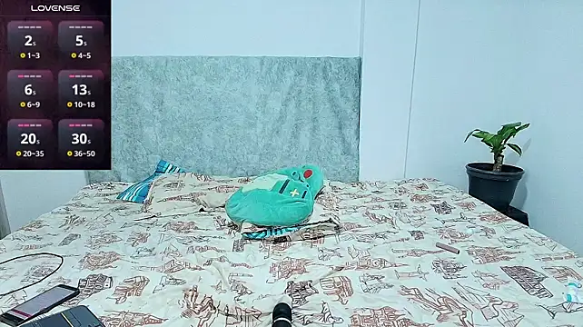 Samyq8 - Get me naked finger my pussy