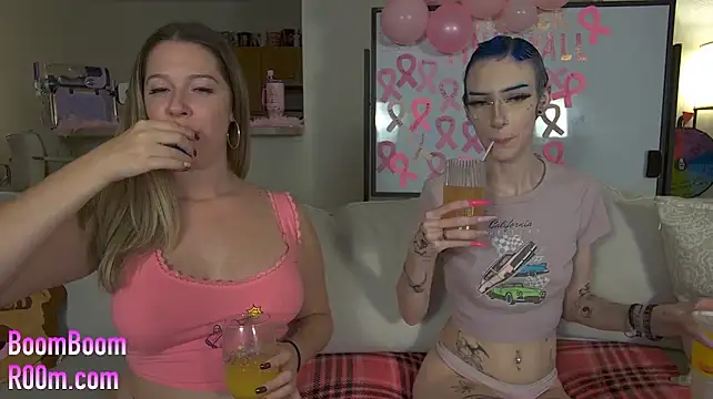 Boomboomr00m - Strap-On Fuck Show 🎟️
