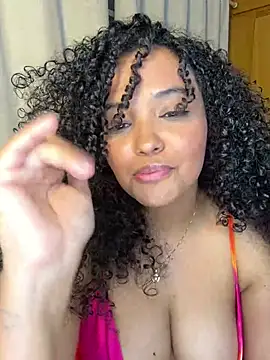 Queenpandinha - Plug G + Boobs + cuspe no corpo todo