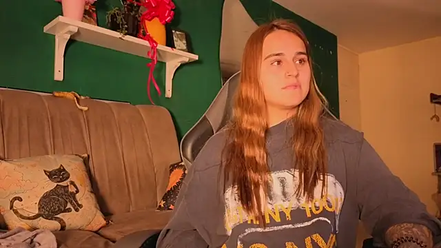 Evy_orange1 - dance for me