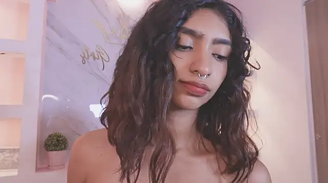 HottieVeroo_ - FUCK MY PUSSY IN DOGGY