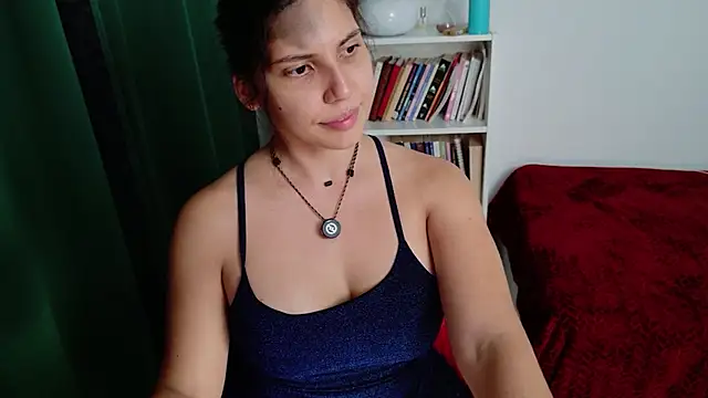 Sigrid- - Outfit change to a cute outfit!