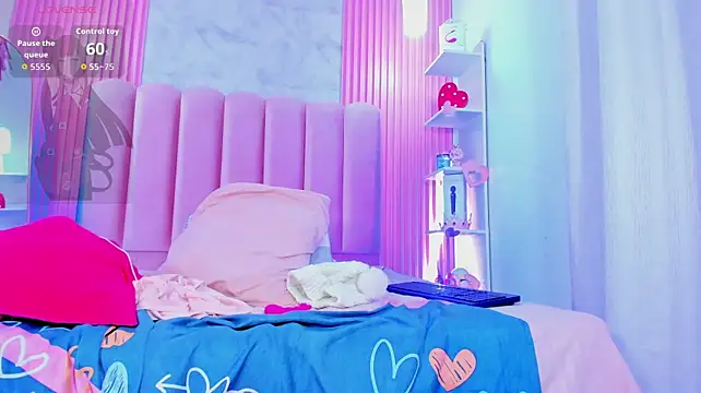 LunaRose18 - Show me your pink pussy
