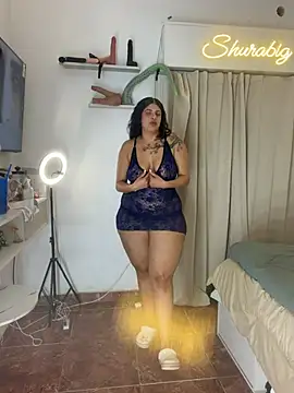 Shurabig - I play with my pussy