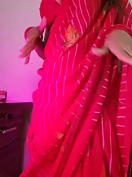 Pia-gupta - Remove saree