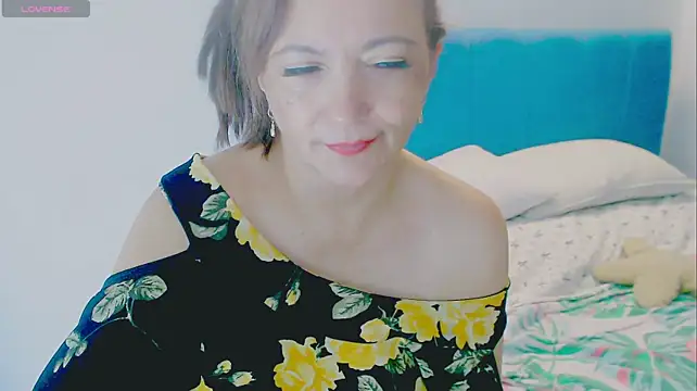 Kendraline1 - Masturbate pussy toy