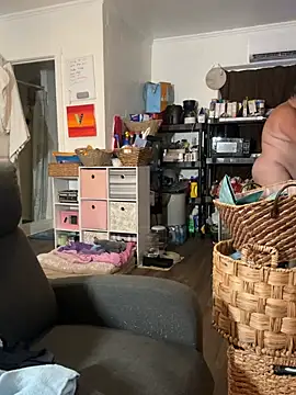 SexyNikki6969 - Play with domi and cum