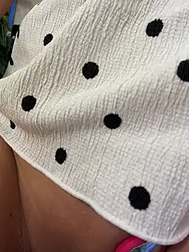 SeleneHale - Get off my panties and rub my pussy