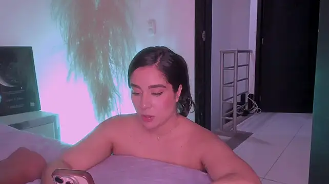 Sussy_Bell01