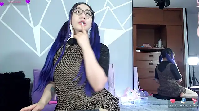 Karlamoon23 - Teasing pussy through panties